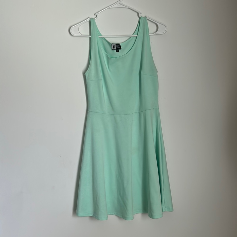 Mint green dress. Size L. Worn
